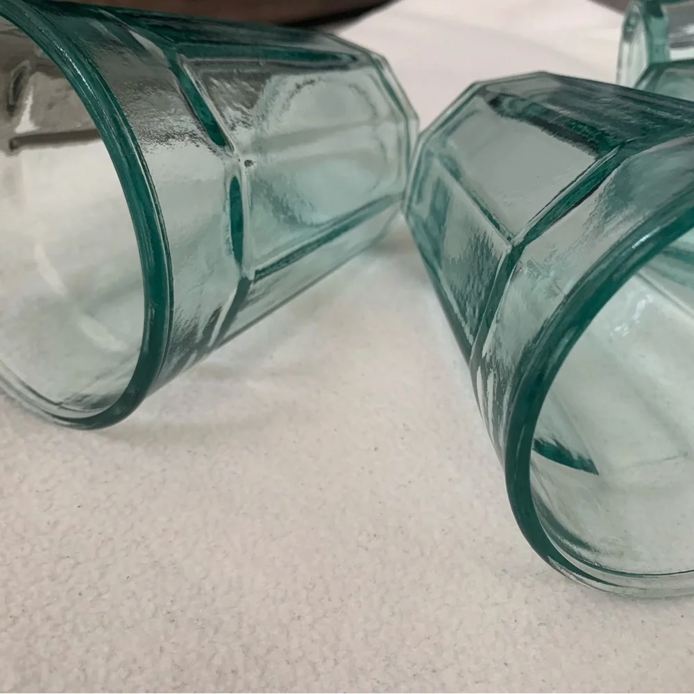 Set of 4 drinking glasses